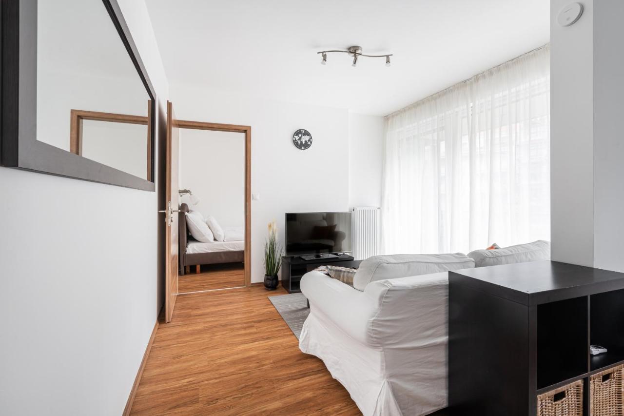Apartament White Cascade Realty
